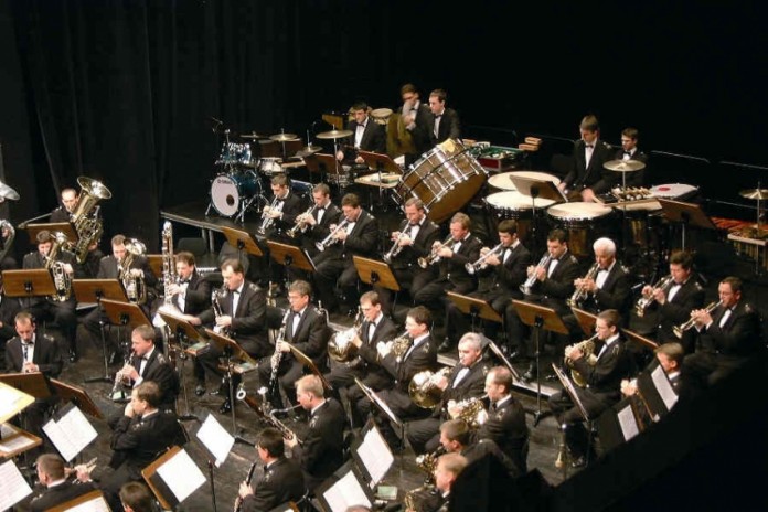 img-126557-BW-Orchester Ausschnitt_0.jpg